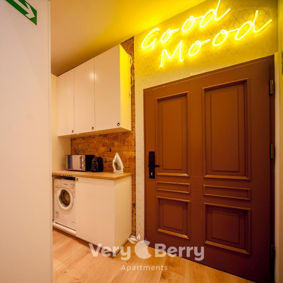 Very Berry - Glogowska 35A - Mtp Apartments - Self Check In 24H Poznan Exterior photo